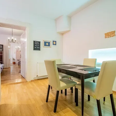 Fresh Air شقة براشوف